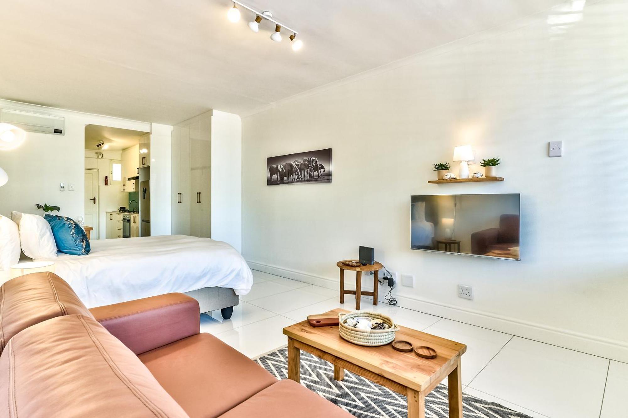 Apartment Beachside With Amazing Views And No Loadshedding *
